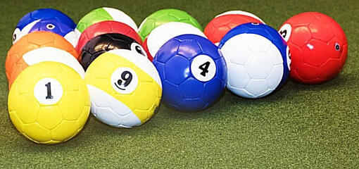 Palloni da calcio biliardo in misura 4 e 3